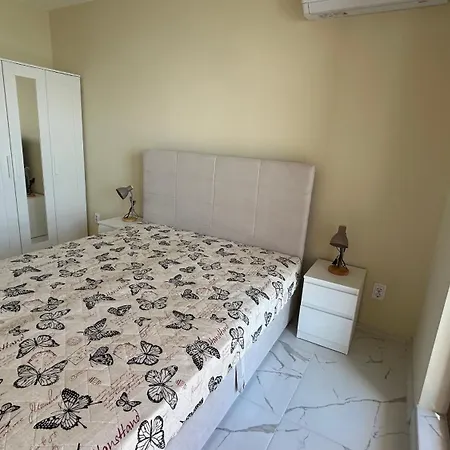 מלון דירות Zigrabay Lovely Appartments פרימורסקו