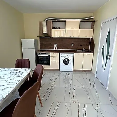 Aparthotel Zigrabay Lovely Appartments 4*
